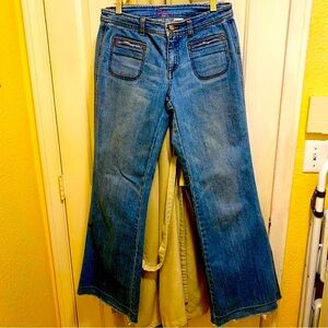 Cachet wide leg jeans, sz 6.